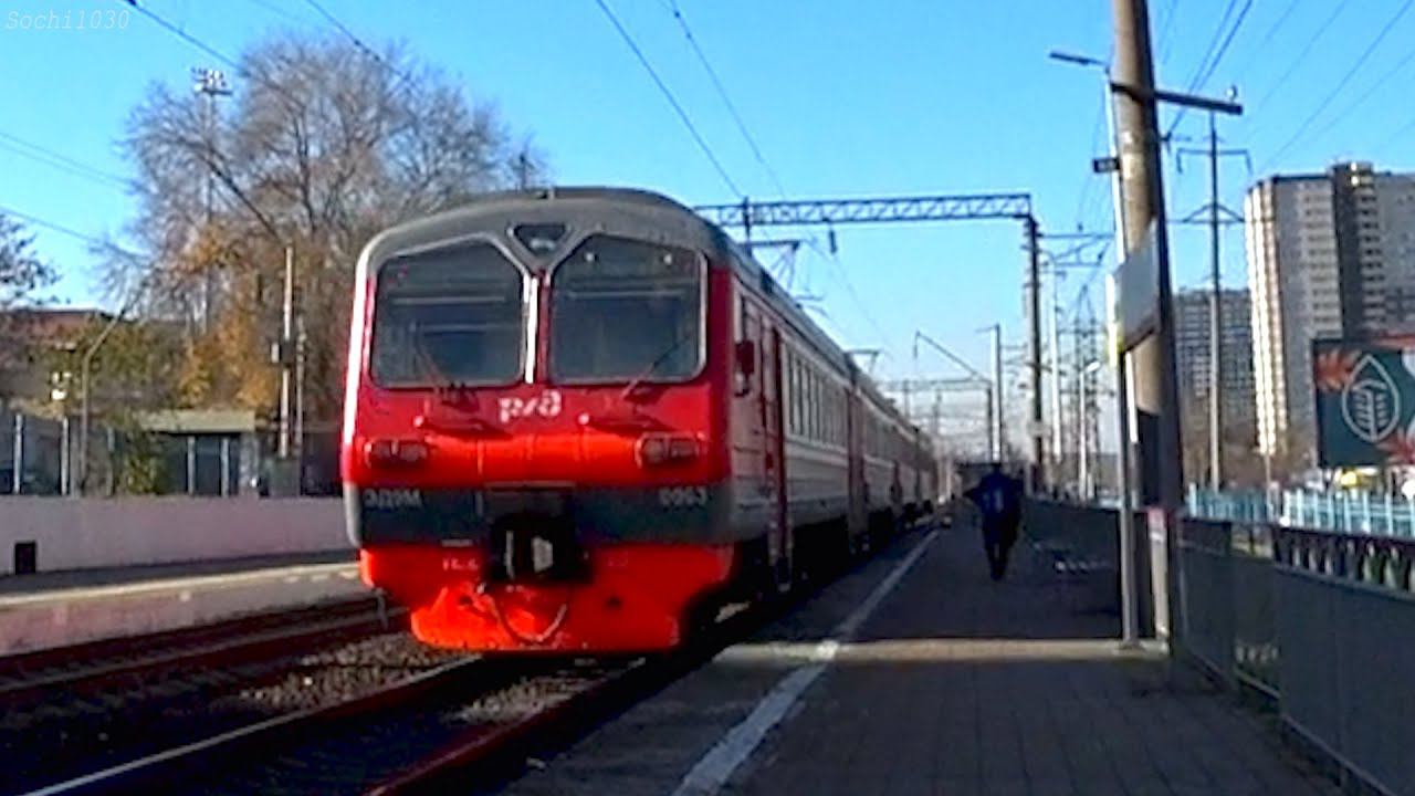 Электропоезд ЭД9М Ростов-на-Дону (остановка "Рабочий городок")