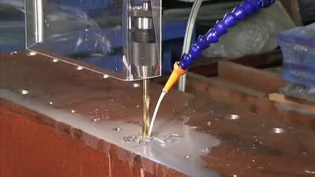 KNUTH Schnellradialbohrmaschine KSR 40 Advance.mp4