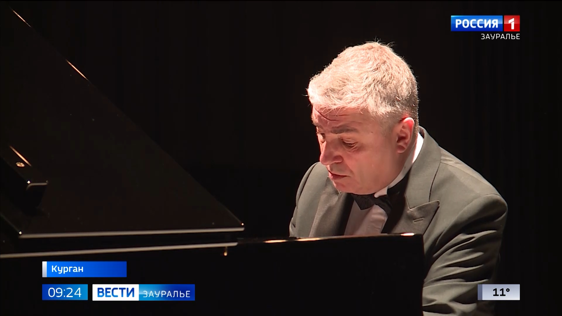 Впервые в Курганской филармонии выступил пианист из Санкт-Петербурга Вадим Пальмов.