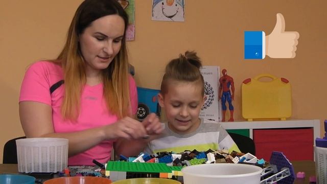 ЧТО СЛУЧИЛОСЬ С ЛЕГО LEGO или  АрМАМАгедон от МАМЫ? ROBERTРоберт спасает LEGO.  The LEGO movie