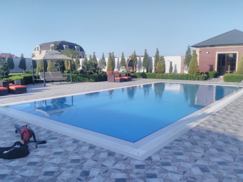 Купить дом в Баку 900 м от моря, недалеко от Sea Breeze resort Baku