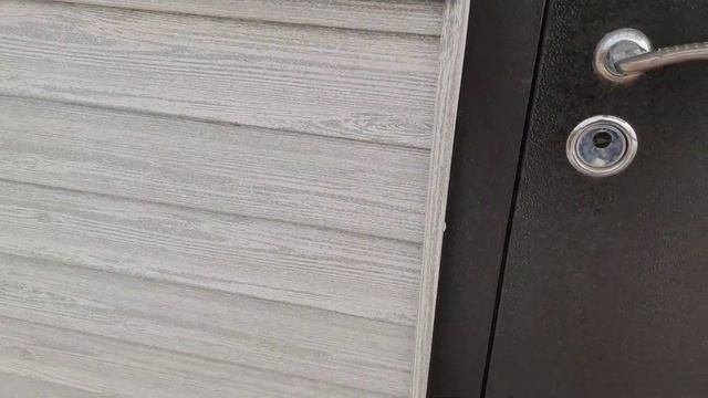 Промерзают входные двери...