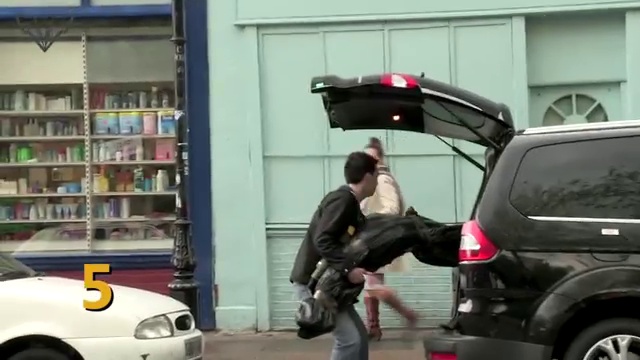 Помогите избавиться от тела