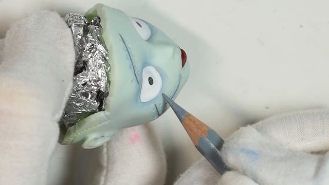 How to: Sally "Nightmare before Christmas" inspired Doll - Halloween Monster High Repaint Tutorial