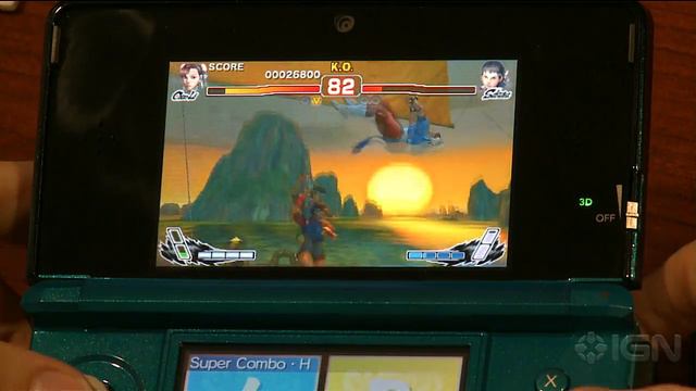 Super Street Fighter 4 3DS: Chun-Li vs Sakura Gameplay