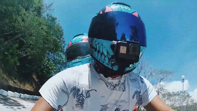 ride , akaso brave 7 x gopro hero5