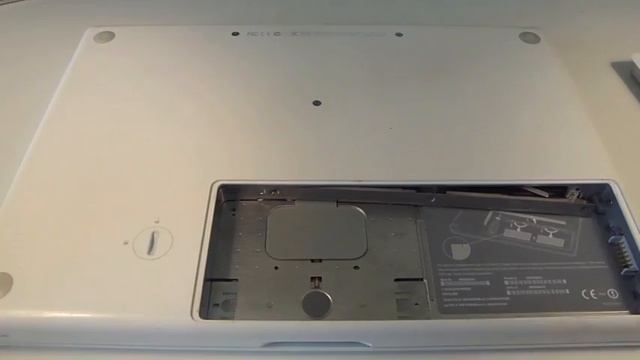 How to replace the hard drive on a A1181 macbook