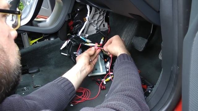 Volvo XC60 Front and Reversing Camera Install With Volvotech Kit