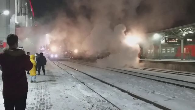 ТЭП70БС-0074 + ТЭП70БС-221 с поездом Волгоград-Нижний Новгород.