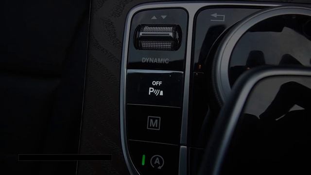 MERCEDES BENZ GLC200 EXCLUSIVE LINE 2017 BLACK ON BLACK