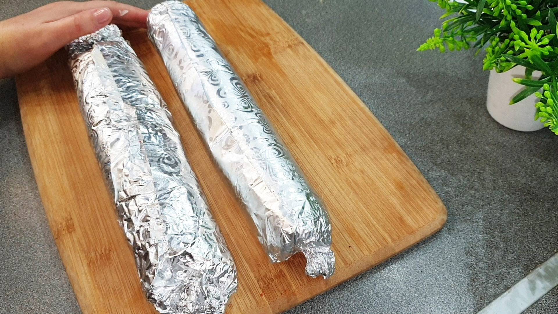 Готовлю ОЧЕНЬ ЧАСТО и не надоедает! Вкусный рулет из курицы с начинкой