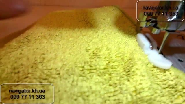видео Регулируемая для пришивания молний и выполнения строчек в край фторопластовая