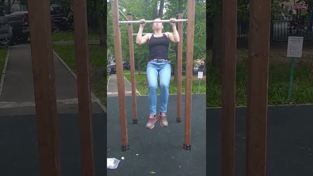 Наташа. 19 подтягиваний.