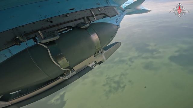 Боевой вылет экипажа истребителя-бомбардировщика Су-34 с четырьмя авиабомбами ФАБ-500 М62 с УМПК !!!