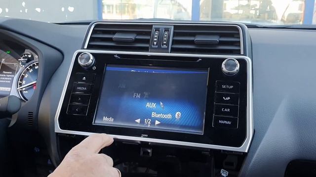 Android Auto, CarPlay, MirrorLink do Toyoty Land Cruiser, czyli Mapy Google i YouTube w aucie