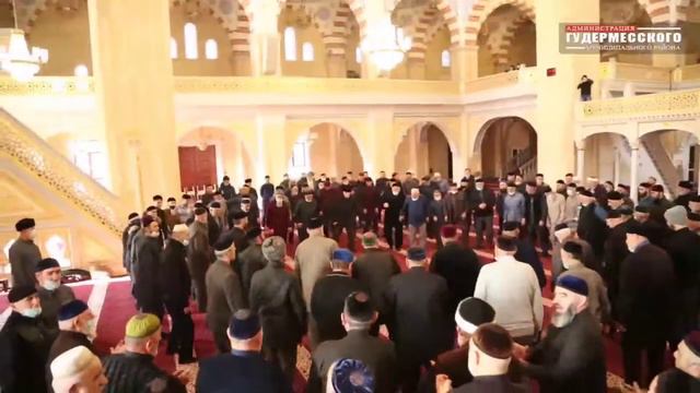В г.Гудермес прошли религиозные обряды зикр и мавлид