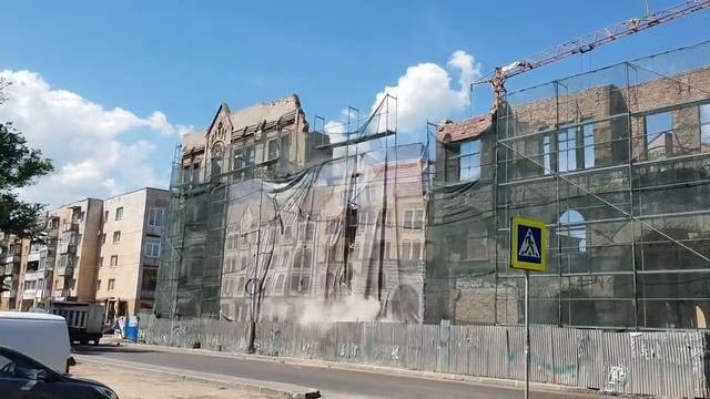 В Калининграде обрушился фасад исторического здания