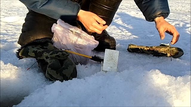 Фидер со льда. Первый опыт. Рыбалка в Самаре.