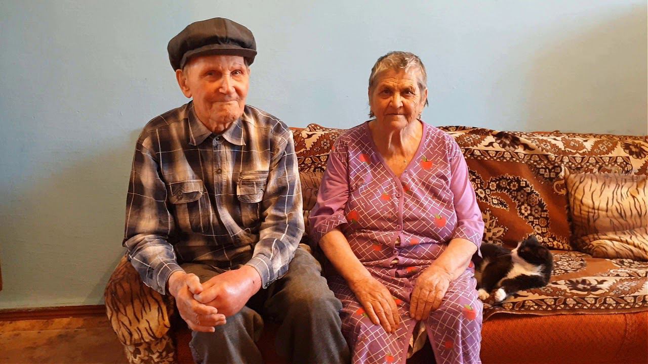 93 года нашему ветерану ВОв Туз Василию Кузьмичу, а вместе с Елизаветой Федоровной им 182