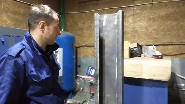 Колона, стойка навеса 1.