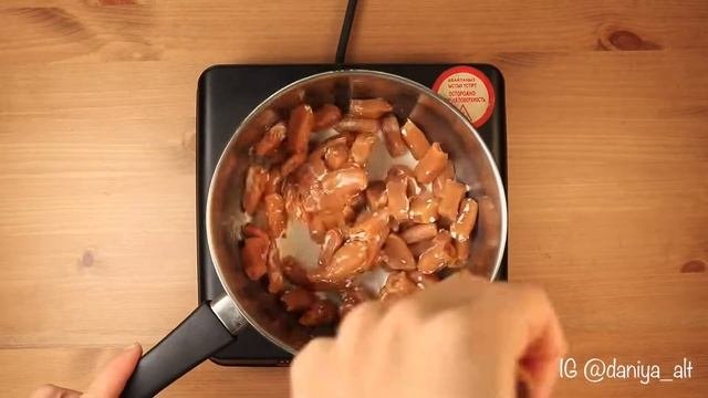 Как приготовить батончики сникерс в домашних условиях?  Простой рецепт батончиков а-ля сникерс