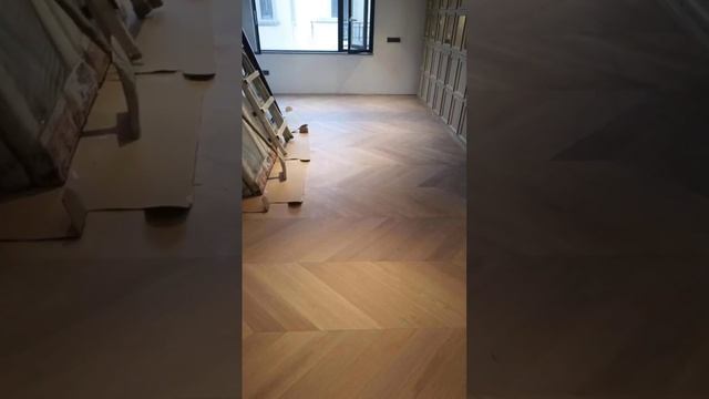 Herringbone wood tiles wooden flooring tiles wood inlay for bedroom floor decor