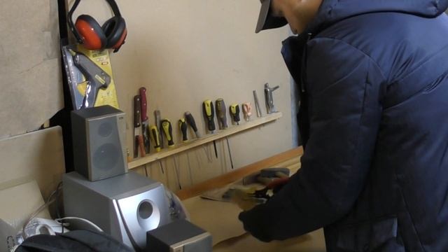 Большая распаковка. Ящики с невероятным и очень разнообразным инструментом.