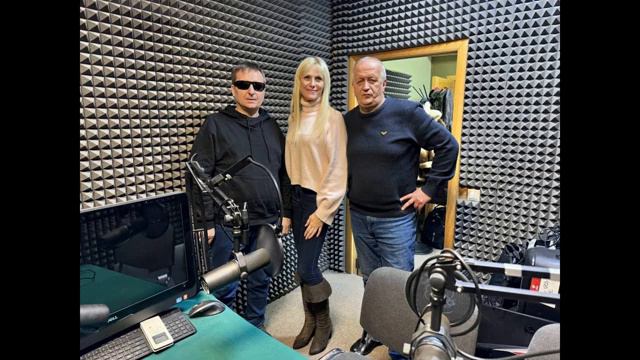 Группа Восток в авторской программе Виктора Тартанова Звездная гостиная на радио ВОС