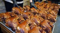 500 свиных рысаков продаются в день?! тушеные свиные ножки - корейская уличная еда