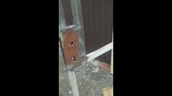 Установка замка Тюмень. Замок на калитку из профлиста.