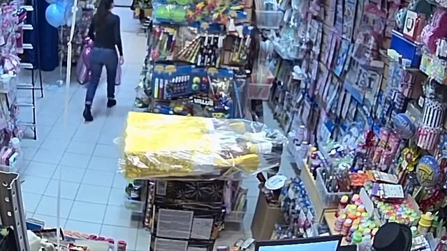 Вор украл у продавца телефон в г. Видное