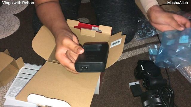 Unboxing Canon EOS M50 mark II camera