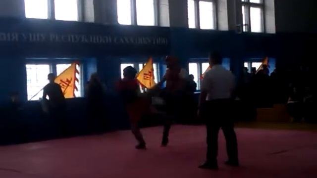Первый бой  Ушу сандьа