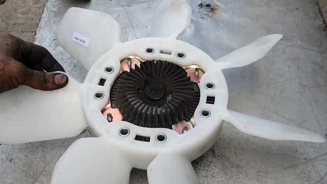 Toyota Innova D4D .radiator fan how to replace?