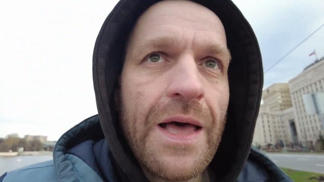 Какое счастье  для меня  в центре Москвы...  сразу три вертушки...  / вертолеты Ми-8АМТШ и  Ка-226Т