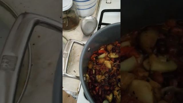 Рубрика: "Когда ты один, но ты оптимист" овощной суп "Відвага" по армянский.