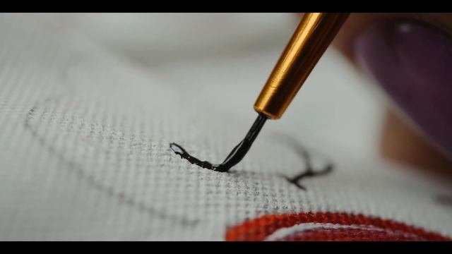 Ручная роспись медицинской одежды IN WHITE