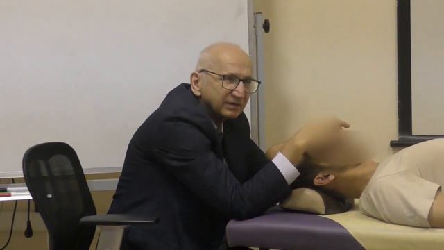 Разбор пациента цепь дисфункций череп-позвоночник.mp4