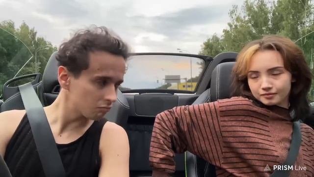 Slavamarlow и попка Карамбейби