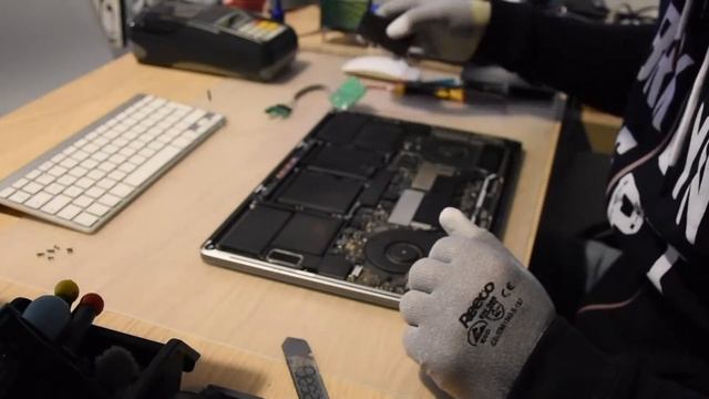 Unlock/Débloacage Macbook Pro Icloud UEFI