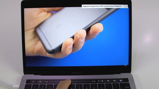 MacBook Pro 13" Touch Bar (2016) Review: A Beautiful Disappointment