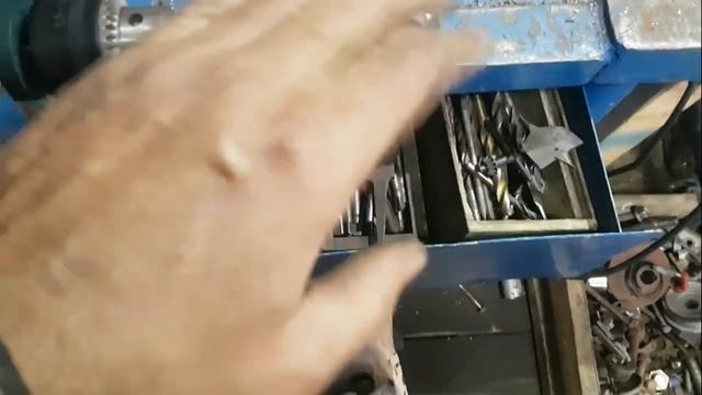 Слепил _Гриндер_ из того что было !