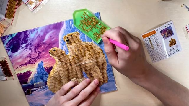 Алмазная вышивка или алмазная мозаика? Ручная работа стразами: Как выкладывать. Распаковка.