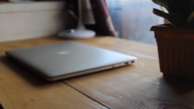 MACBOOK PRO 2015 in 2019 (TOP REASONS why you should buy!!)