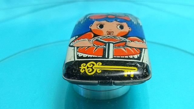 Машинка железная под советскую Мальвина