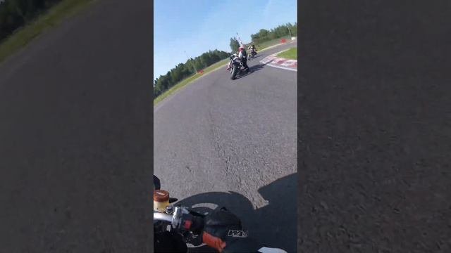 1000040845.mp4