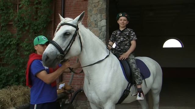 Клубу ЛАИР-7 лет.Поздравляем.