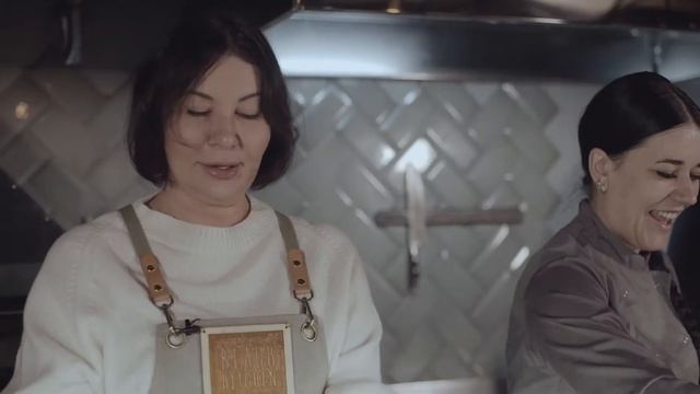 Guest Kitchen 6. Готовим сырники вместе с Марией Тен.