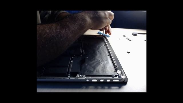 13" MacBook Pro A1502 Early 2015 Disassembly Keyboard & Trackpad
