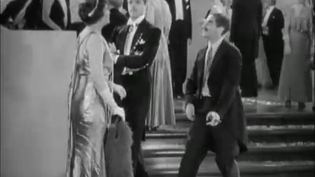 Marx Brothers - Duck Soup - Rufus T Fireflys introduction